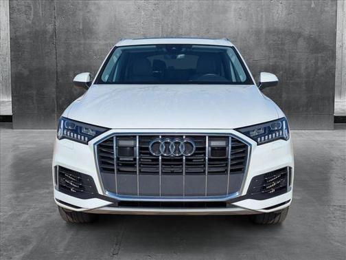 2024 Audi Q7 55 Premium Plus