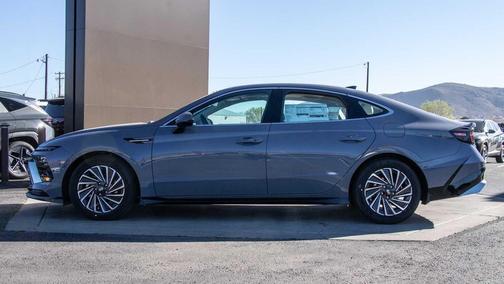Transmission Blue 2026 Hyundai SONATA Hybrid SE