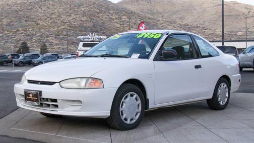 2002 Mitsubishi Mirage DE