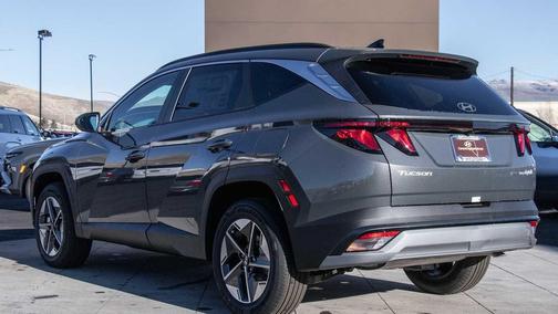 2026 Hyundai TUCSON Hybrid SEL