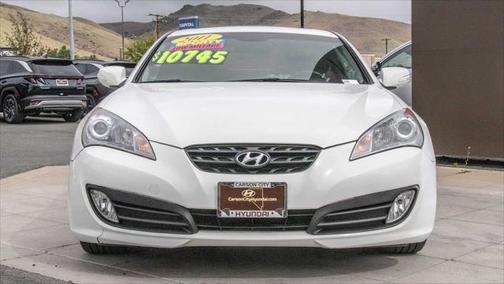 2011 Hyundai Genesis Coupe 3.8 Track