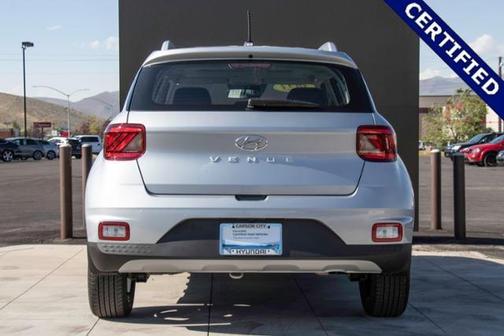 2023 Hyundai VENUE SEL