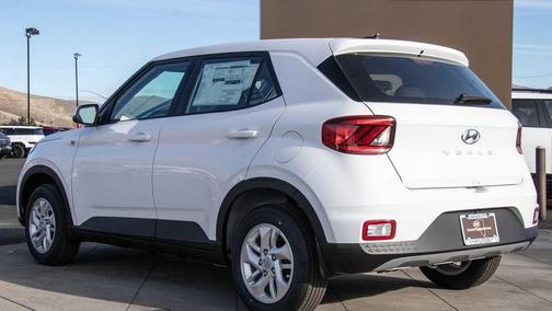 2026 Hyundai VENUE SE