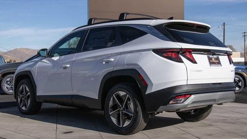 2026 Hyundai TUCSON Hybrid SEL