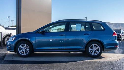2018 Volkswagen Golf SportWagen TSI S