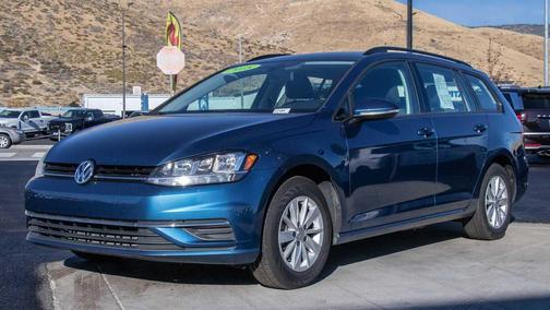 2018 Volkswagen Golf SportWagen TSI S