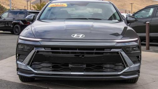 2026 Hyundai SONATA Hybrid Base