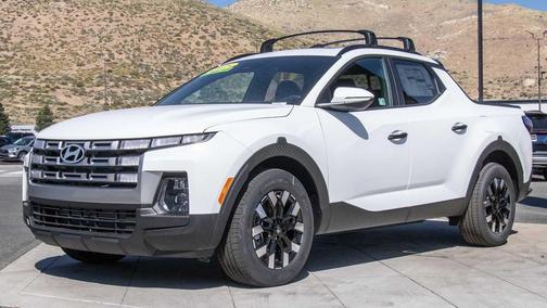2025 Hyundai SANTA CRUZ SEL Activity