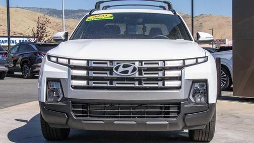 2025 Hyundai SANTA CRUZ SEL Activity