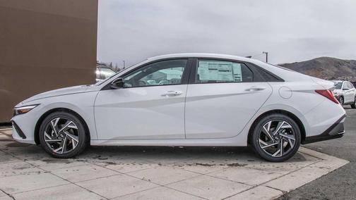 2025 Hyundai ELANTRA Sport