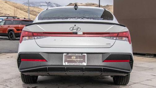 2025 Hyundai ELANTRA Sport