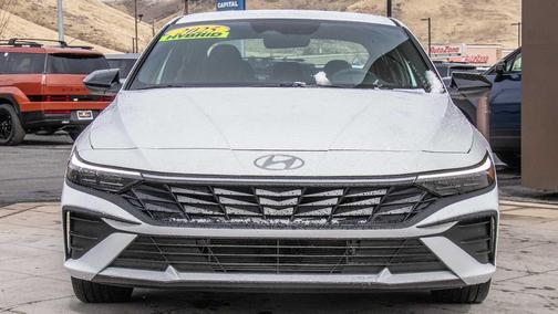 2025 Hyundai ELANTRA Sport