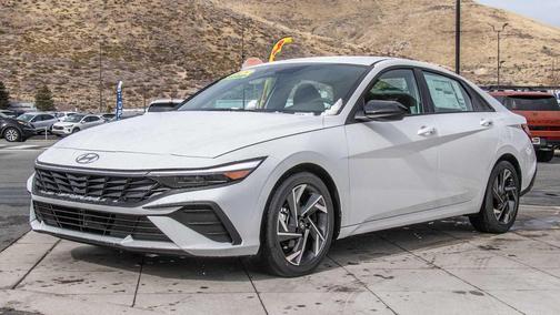 2025 Hyundai ELANTRA Sport