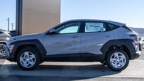 Cyber Gray Metallic 2026 Hyundai KONA SE