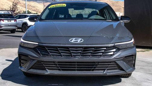 2025 Hyundai ELANTRA Sport