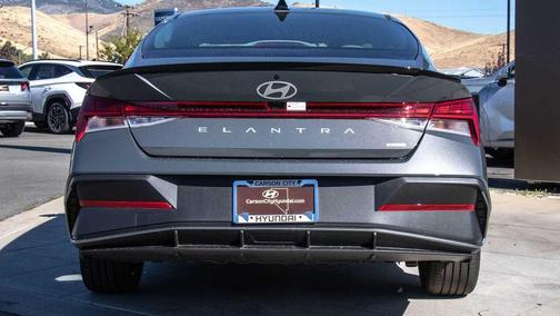 2025 Hyundai ELANTRA Sport