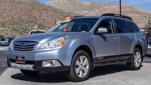 Ice Silver Metallic 2012 Subaru Outback 3.6R Limited