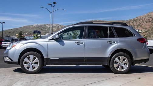 Ice Silver Metallic 2012 Subaru Outback 3.6R Limited