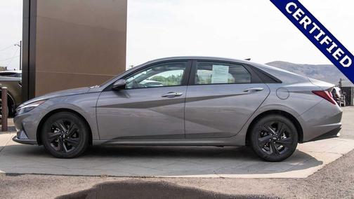 2021 Hyundai ELANTRA SEL