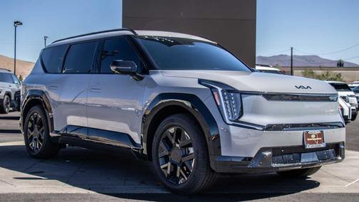 Wolf Gray 2026 Kia EV9 Land
