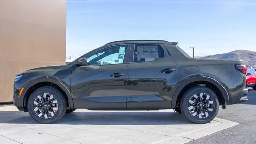 2025 Hyundai SANTA CRUZ SEL Activity
