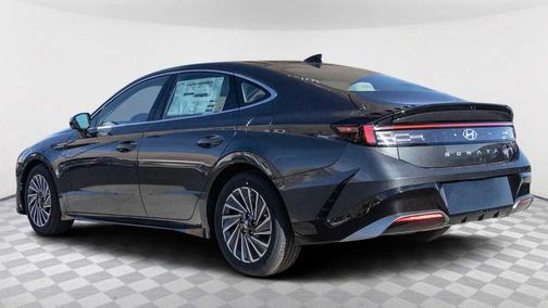 2026 Hyundai SONATA Hybrid SE