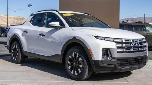 2025 Hyundai SANTA CRUZ SEL Activity