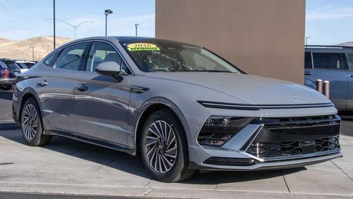 2026 Hyundai SONATA Hybrid SE