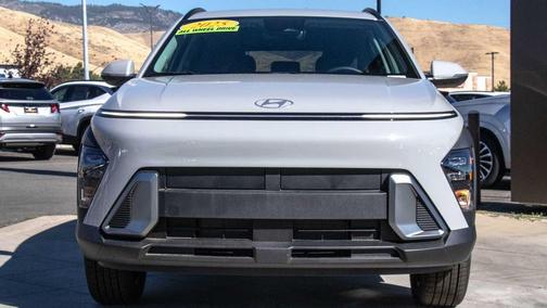 2025 Hyundai KONA SEL Convenience