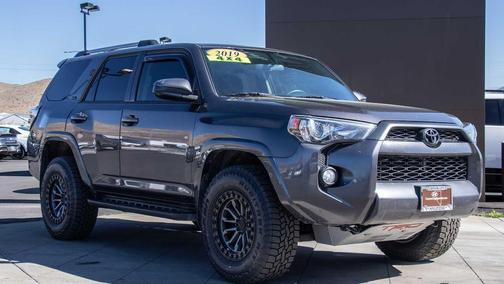 Magnetic Gray Metallic 2019 Toyota 4Runner SR5