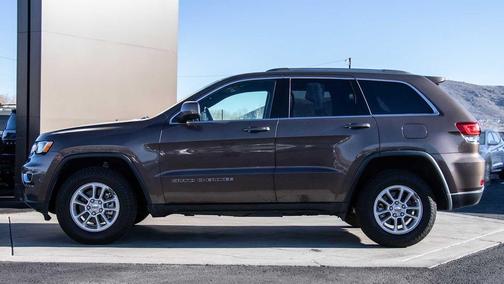 2020 Jeep Grand Cherokee Laredo