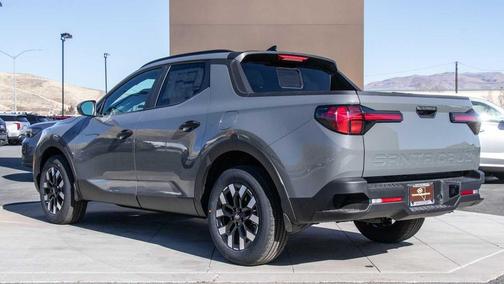 2025 Hyundai SANTA CRUZ SEL Activity