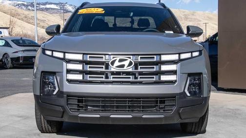 2025 Hyundai SANTA CRUZ SEL Activity