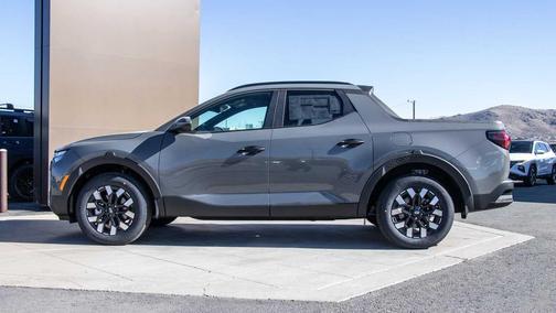 2025 Hyundai SANTA CRUZ SEL Activity