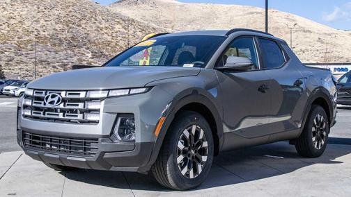 2025 Hyundai SANTA CRUZ SEL Activity