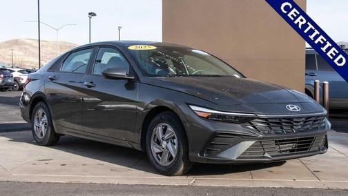 2025 Hyundai ELANTRA SE