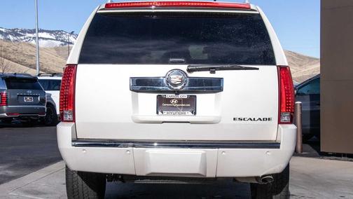 2013 Cadillac Escalade Luxury