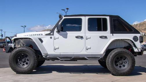 Bright White Clearcoat 2018 Jeep Wrangler Unlimited Sport