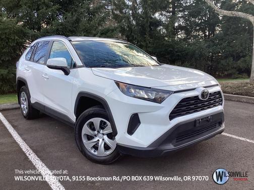 2020 Toyota RAV4 LE