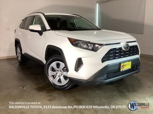 2020 Toyota RAV4 LE