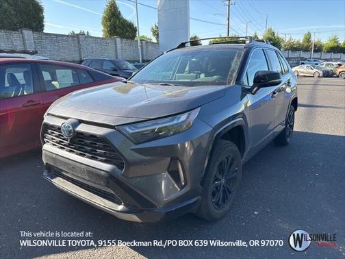 2023 Toyota RAV4 Hybrid SE