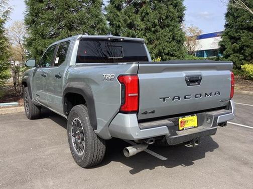2024 Toyota Tacoma TRD Off Road