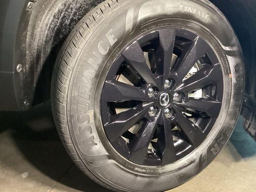 Polymetal Gray Metallic 2024 Mazda CX-50 2.5 S Preferred Package
