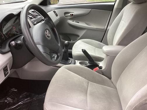 2012 Toyota Corolla L