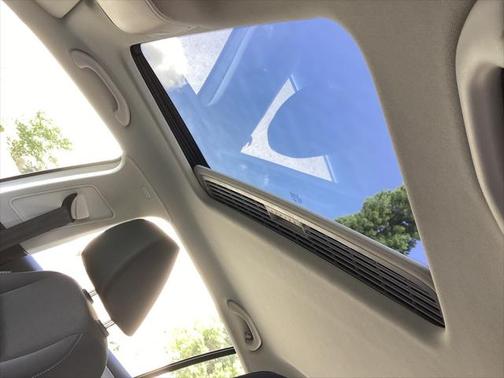 2012 Volkswagen Golf TDI