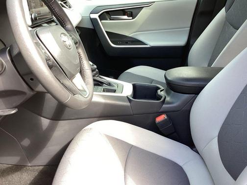 Magnetic Gray Metallic 2025 Toyota RAV4 XLE