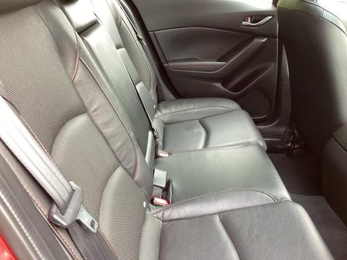 2015 Mazda Mazda3 s Grand Touring