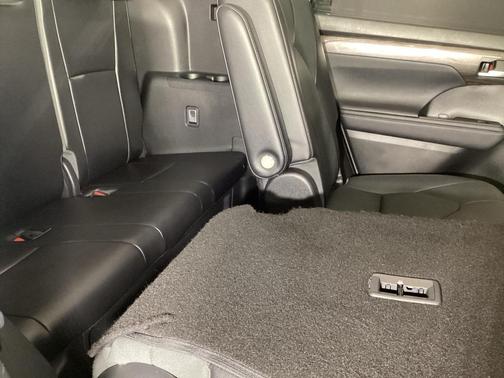 2023 Toyota Highlander Hybrid Limited