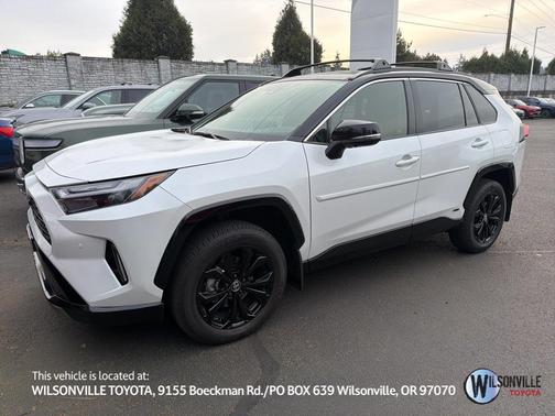 2025 Toyota RAV4 Hybrid SE