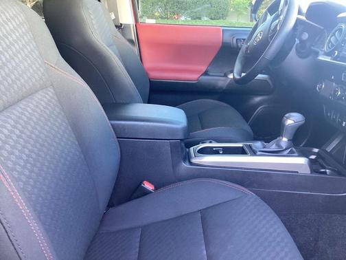 Barcelona Red Metallic 2023 Toyota Tacoma SR5